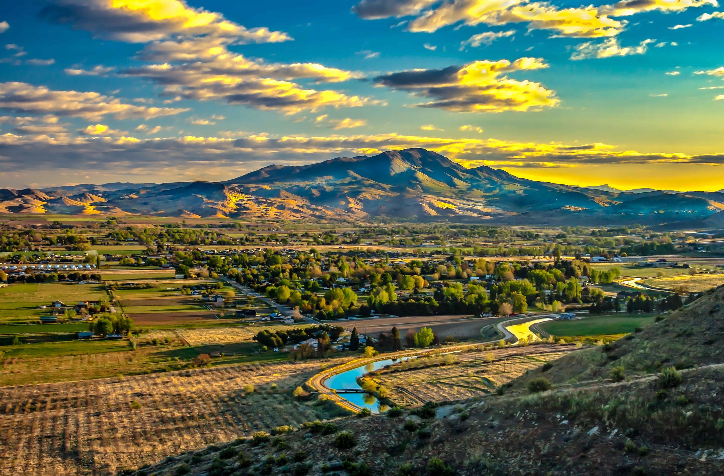 Emmett valley and mountains at sunset